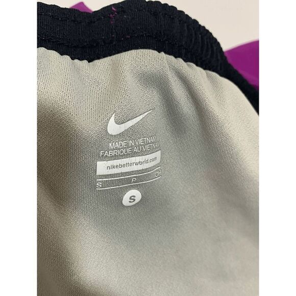 Nike Womens Athletic Shorts Dri-Fit Purple Small - Picture 6 of 6